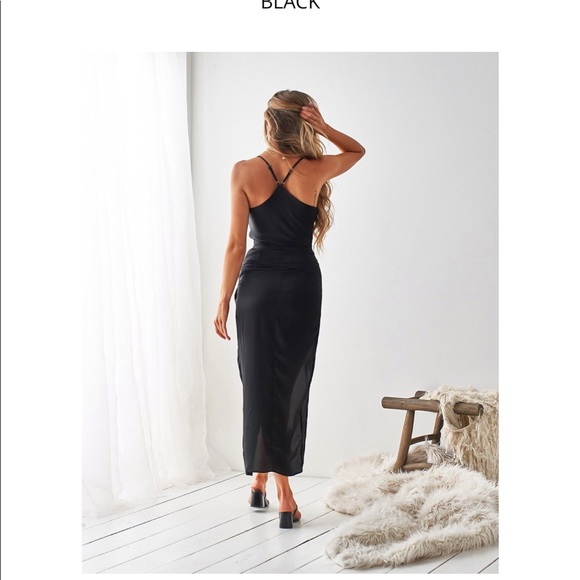 Black Dusk Slit Maxi Dress - Picture 3 of 5